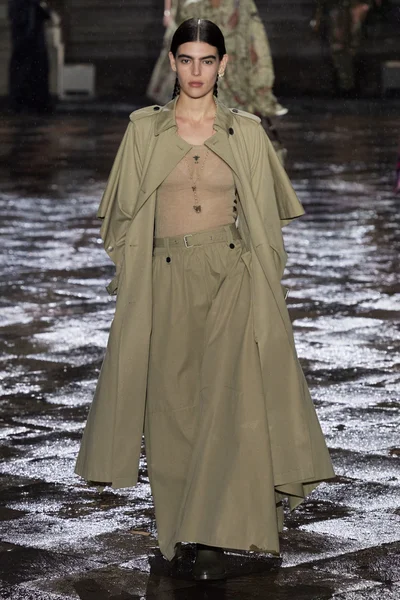Look 81